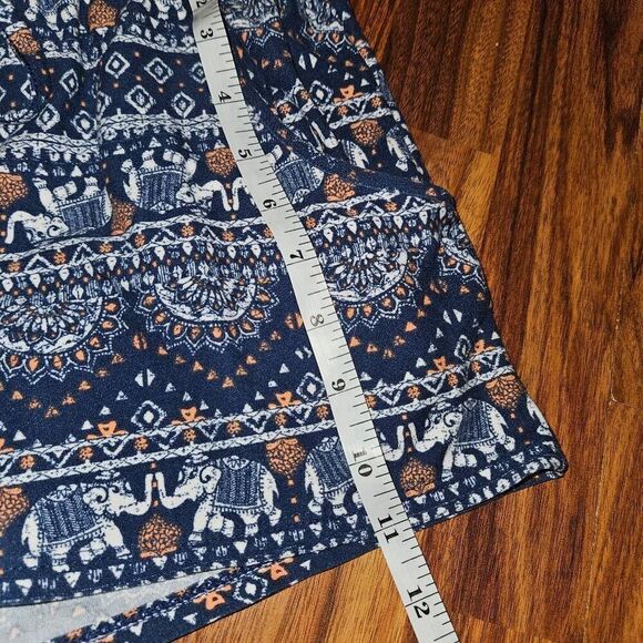 5 For $25 No Boundaries Blue and White Elephant Boho Buttery Soft Shorts - Picture 6 of 7
